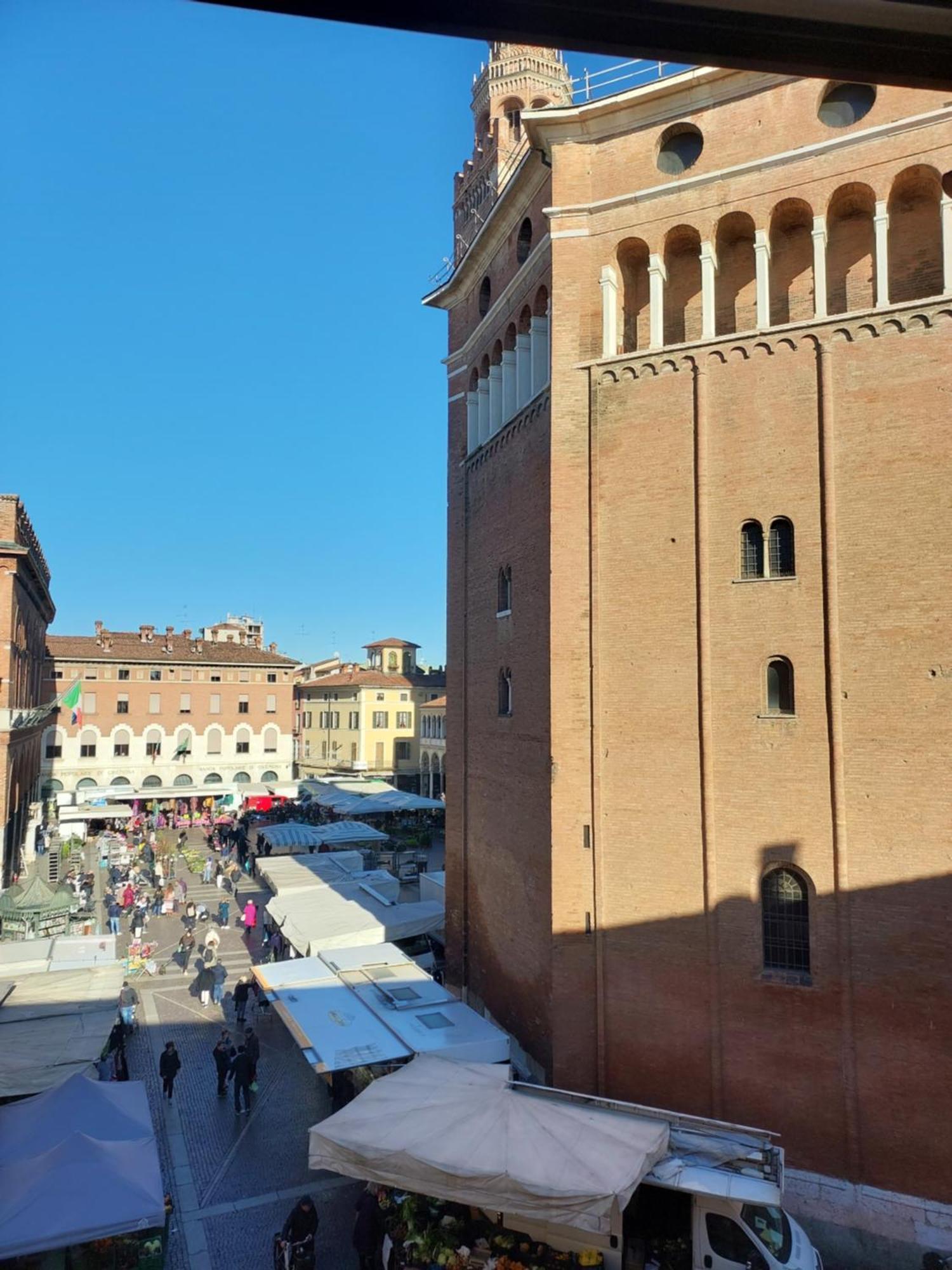 Foresteria La Vista Cremona Exteriör bild
